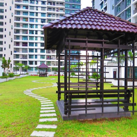 The Garden By J&G Vacation Homes Skudai Exterior photo