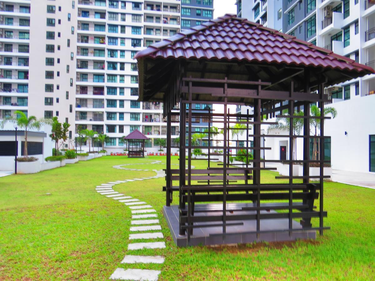 The Garden By J&G Vacation Homes Skudai Exterior photo